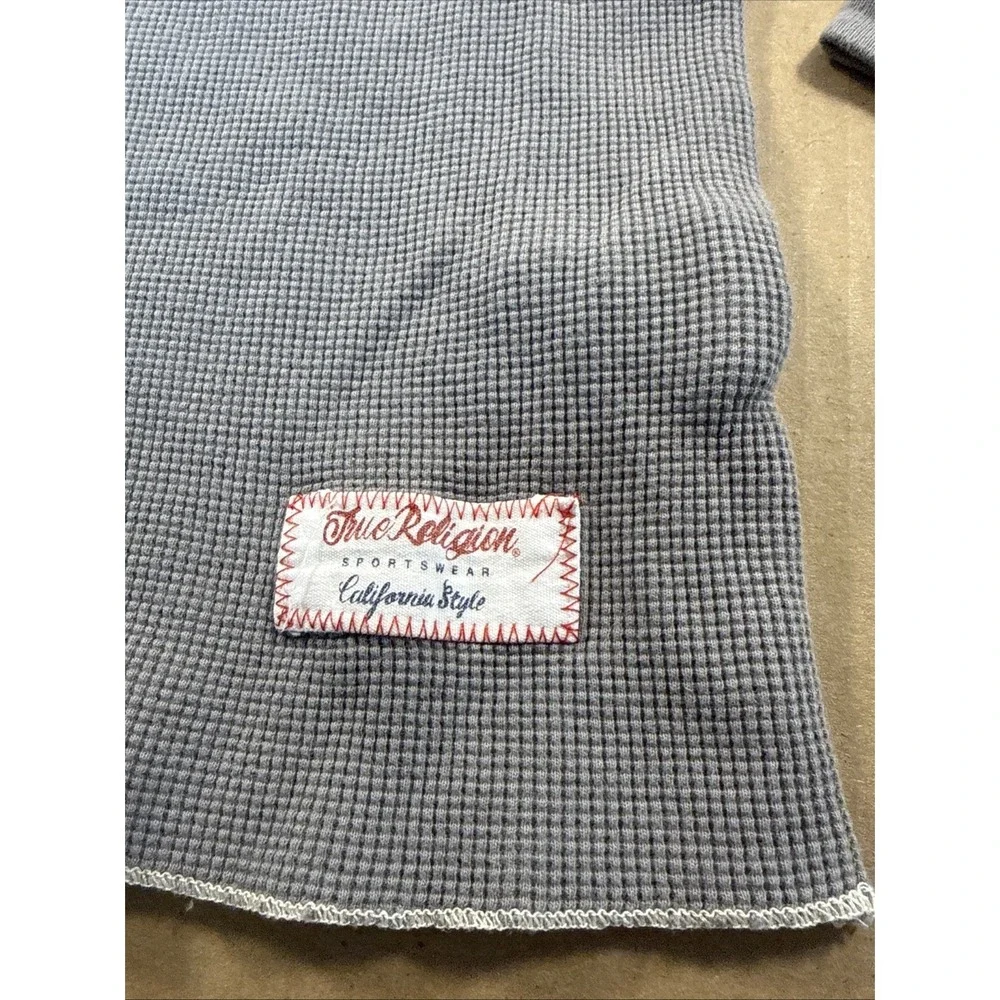 true religion‎ thermal Size XL, Gray, Logo Down Sleeve